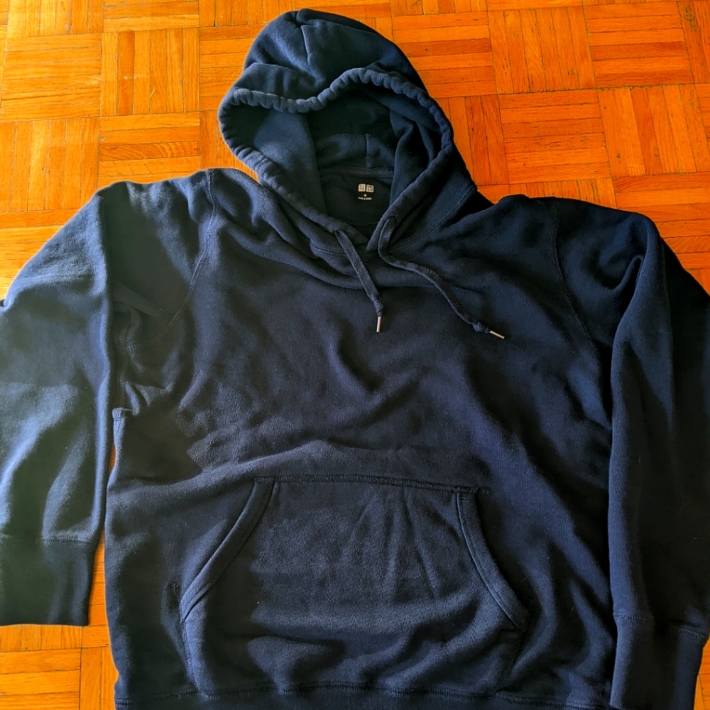 Uniqlo Pullover Hoodie